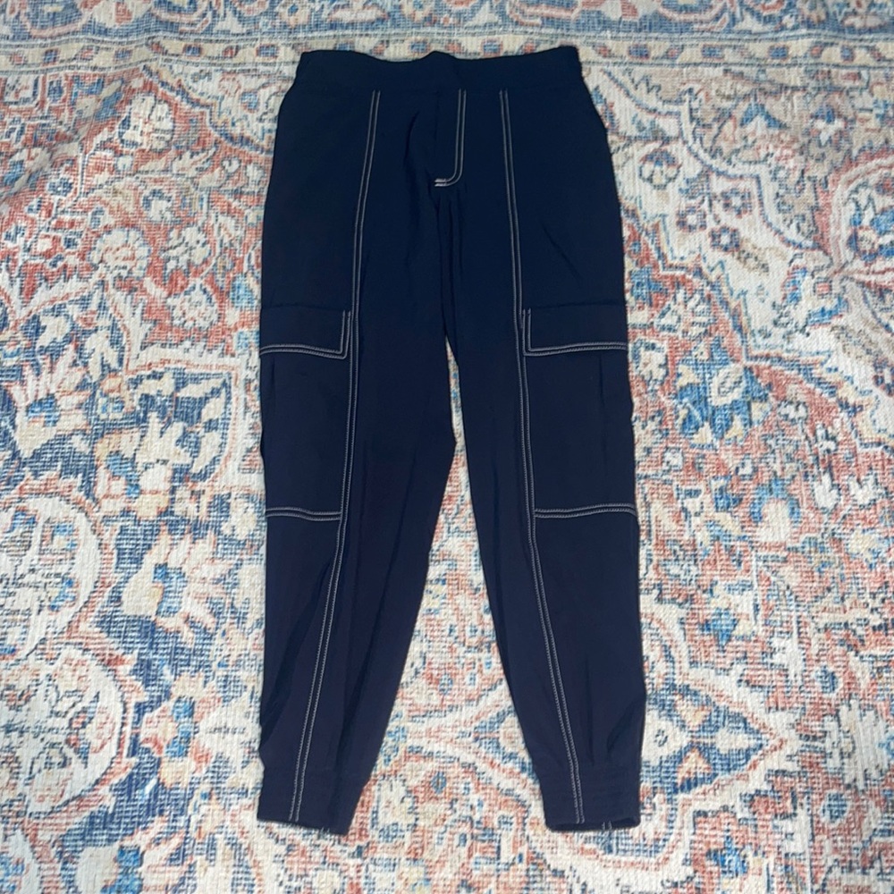 Athleta Chelsea Utility Jogger in Navy SZ 0 Petite EUC - Picture 5 of 9